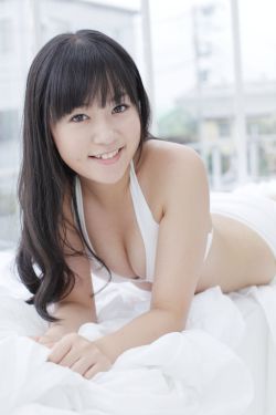 与美女总裁同居的日子女主角